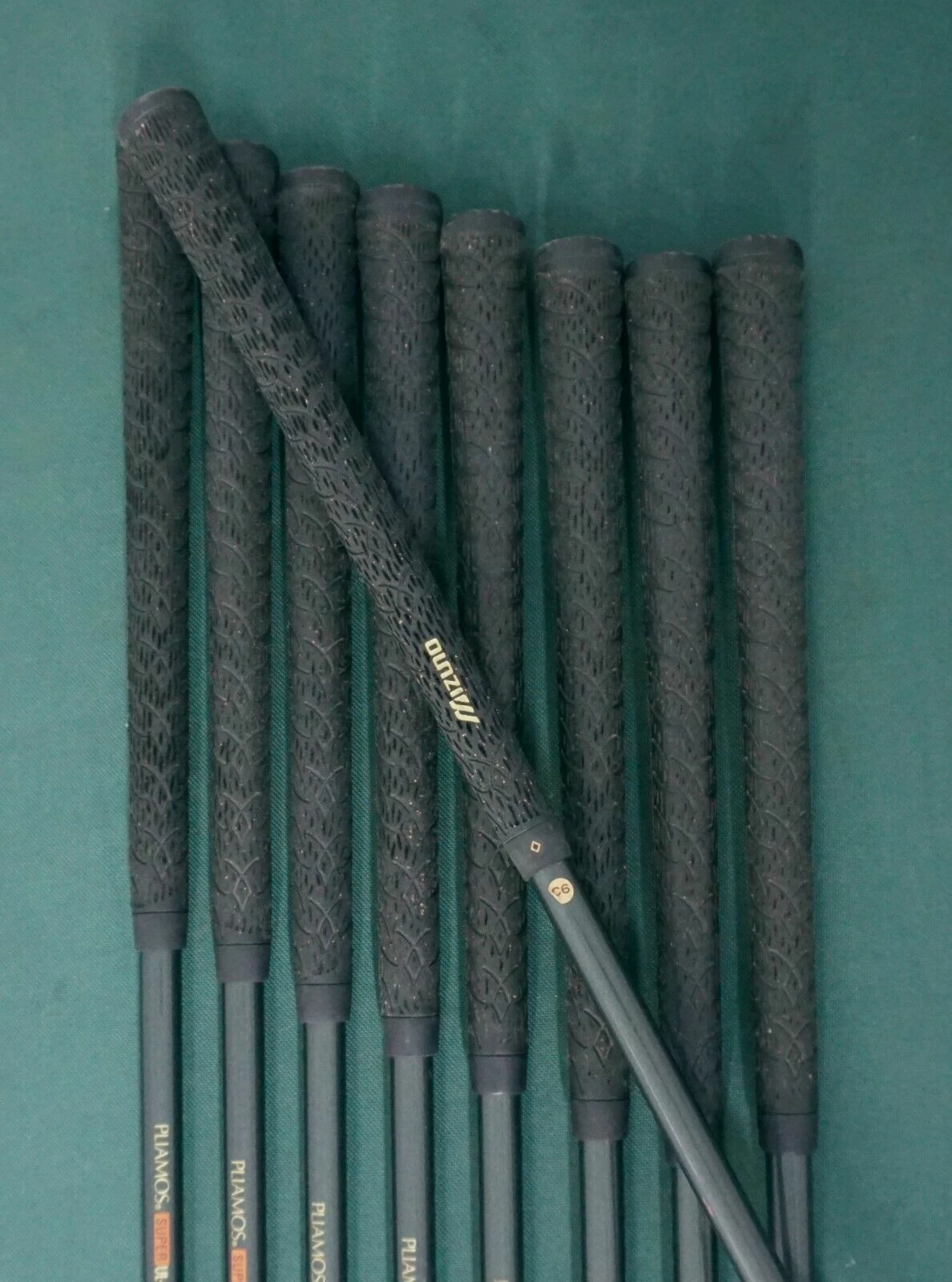 Collectors Set Of 9 X Mizuno Grand Monarch Royal Model Irons 3-SW Seniors Shafts - Image 6